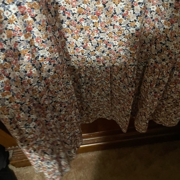 Dress - Picture 2 of 7